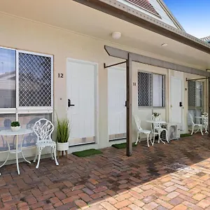 https://central-motel-mooloolaba-4557.queenslandhotels.net